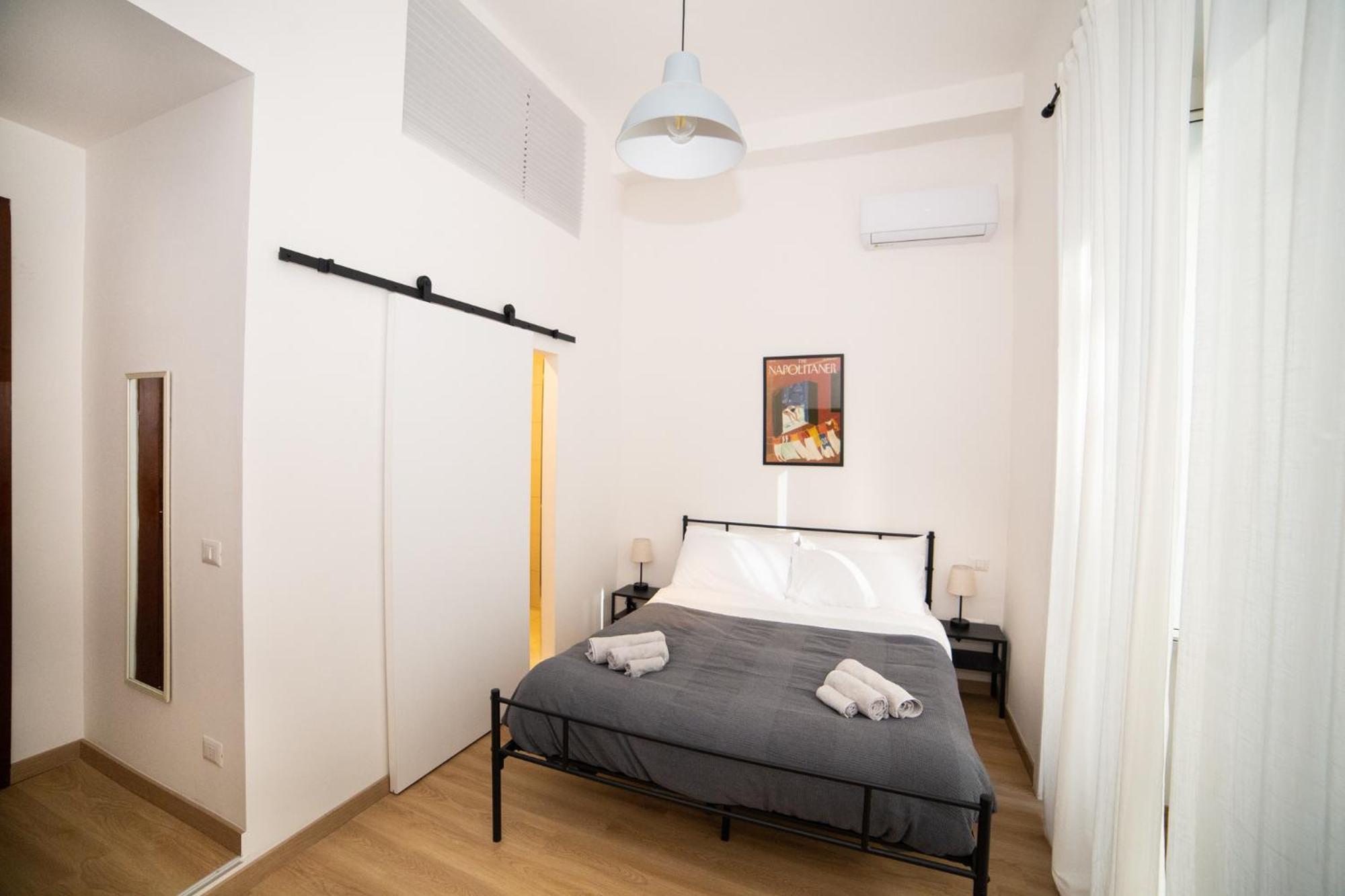 B&B 4Cella Naples Exterior photo