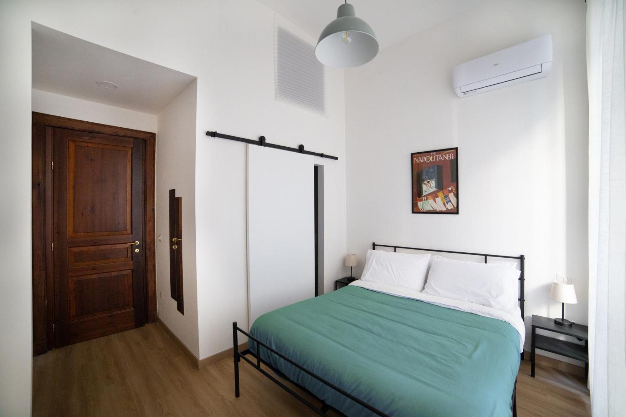B&B 4Cella Naples Exterior photo